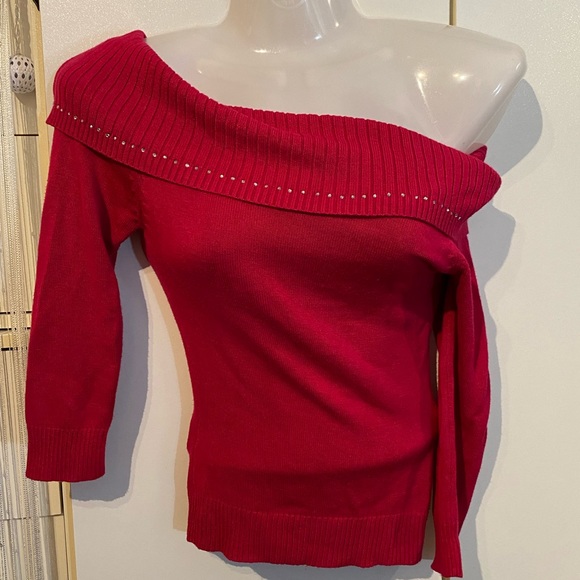 Seduction Fuchsia Off Shoulder Ribbed Sweater Size XS - Picture 12 of 15